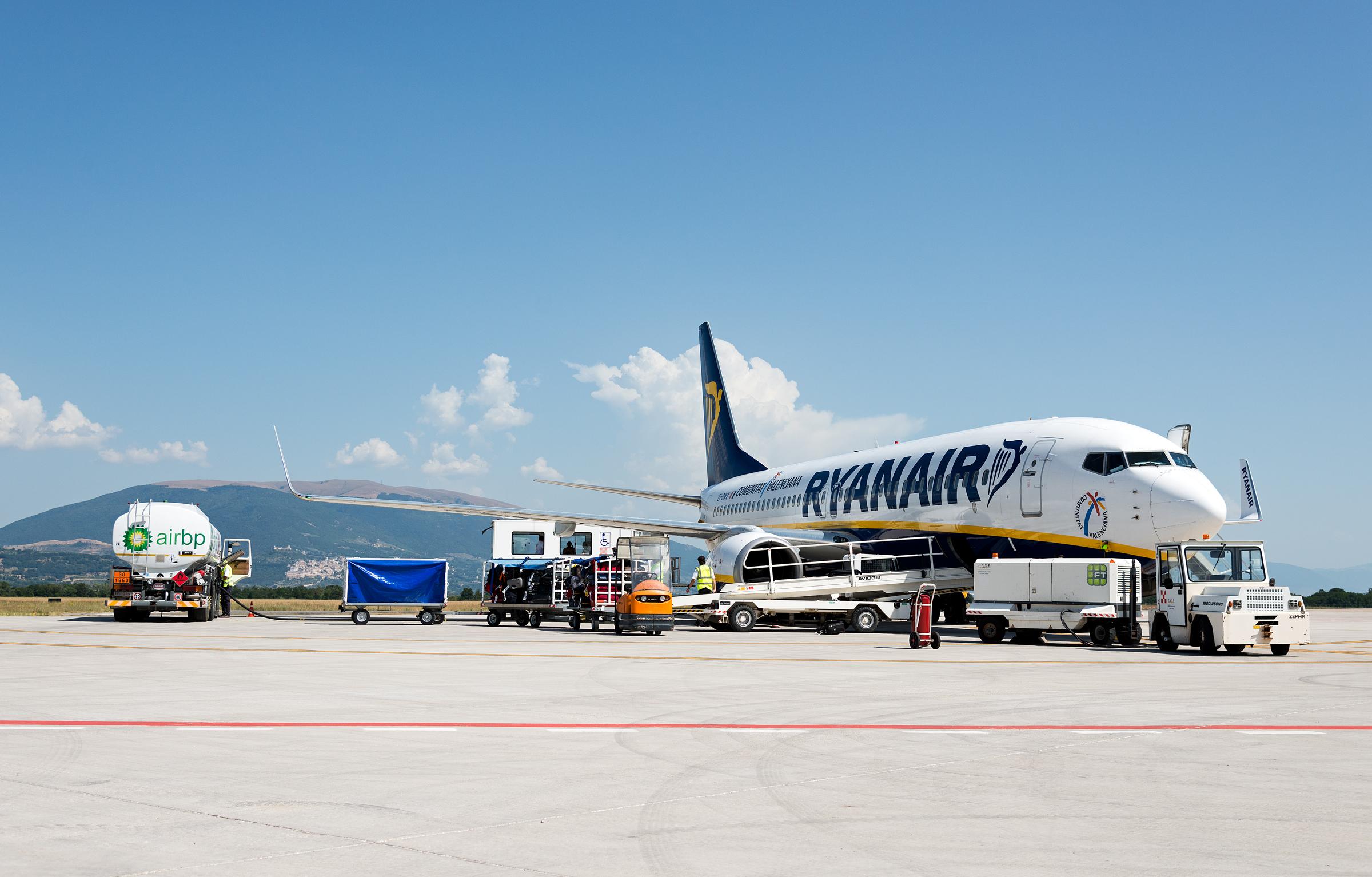 02 Ryanair Aeroporto Umbria Perugia Catania
