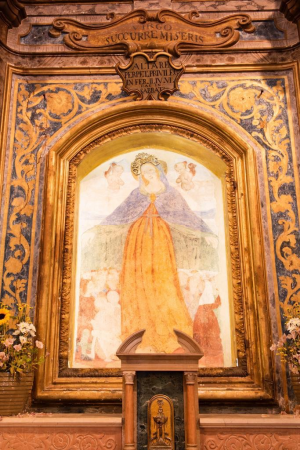 Interno Santuario Madonna del Soccorso 1 300x450