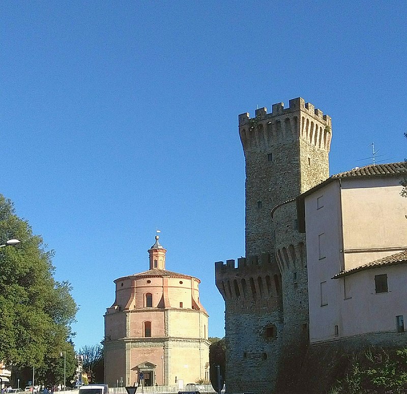 800px Umbertide La Rocca e la Chiesa di Santa Maria della Reggia