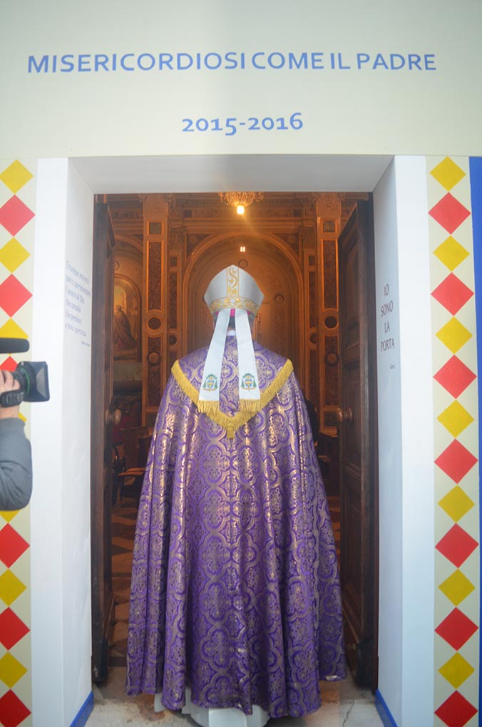 Apertura Porta Madonna della Stella