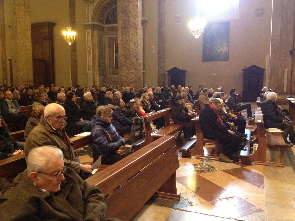 cattedrale san lorenzo partecipanti alla messa giubilare giornalisti perugini 24 gen 2016 foto 2