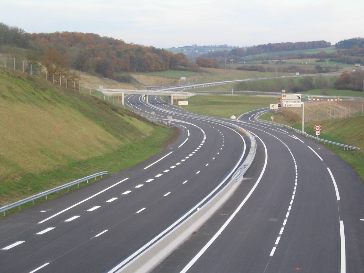 strada infrastruttura