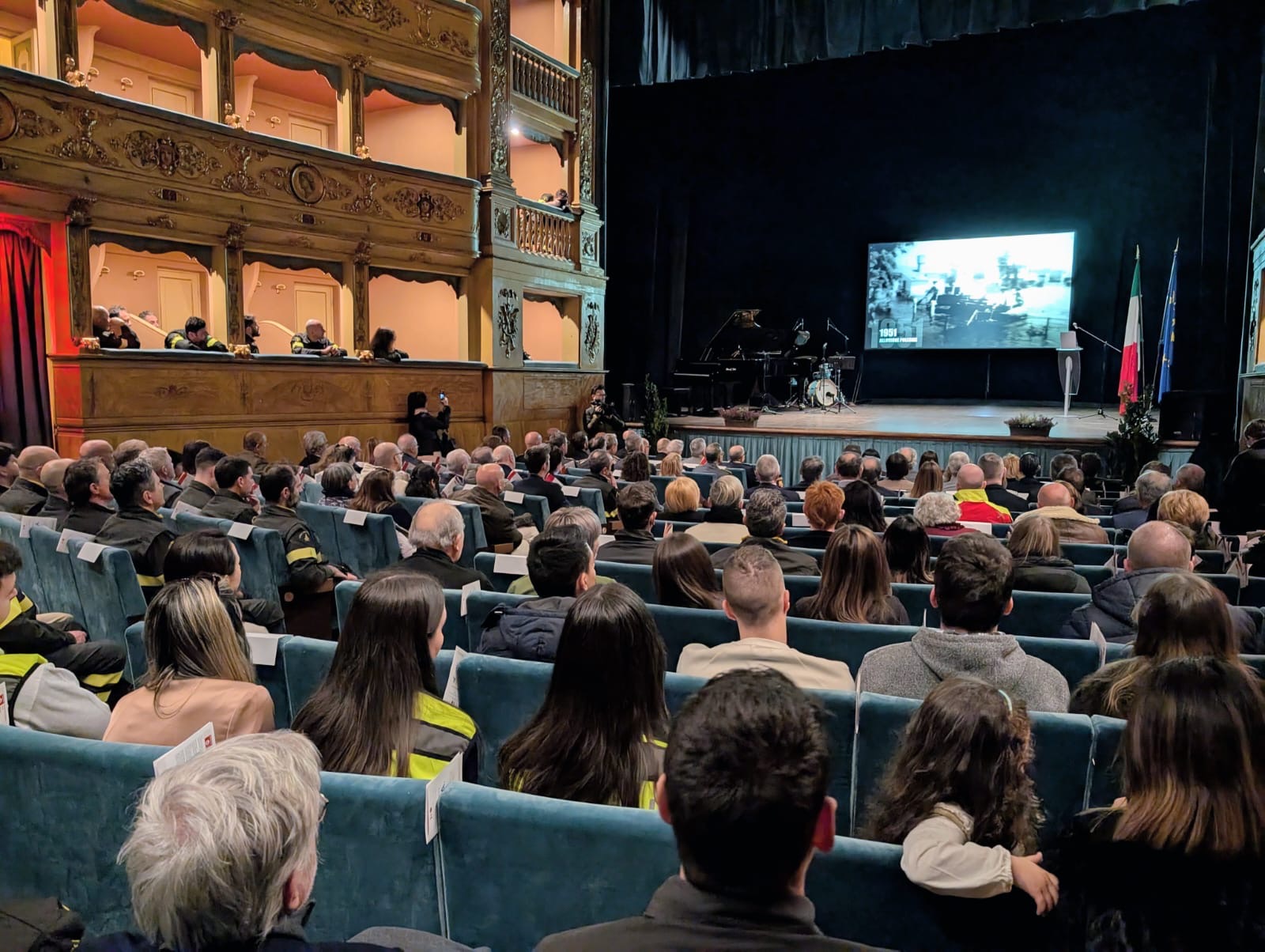 6f3c1b71 bc9b 4881 b8a6 ddec2d194196