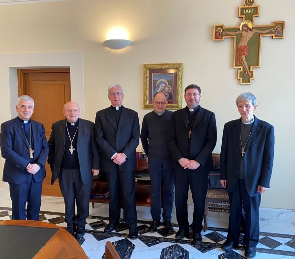I vescovi umbri componenti della Ceu 05 mar 2024 2