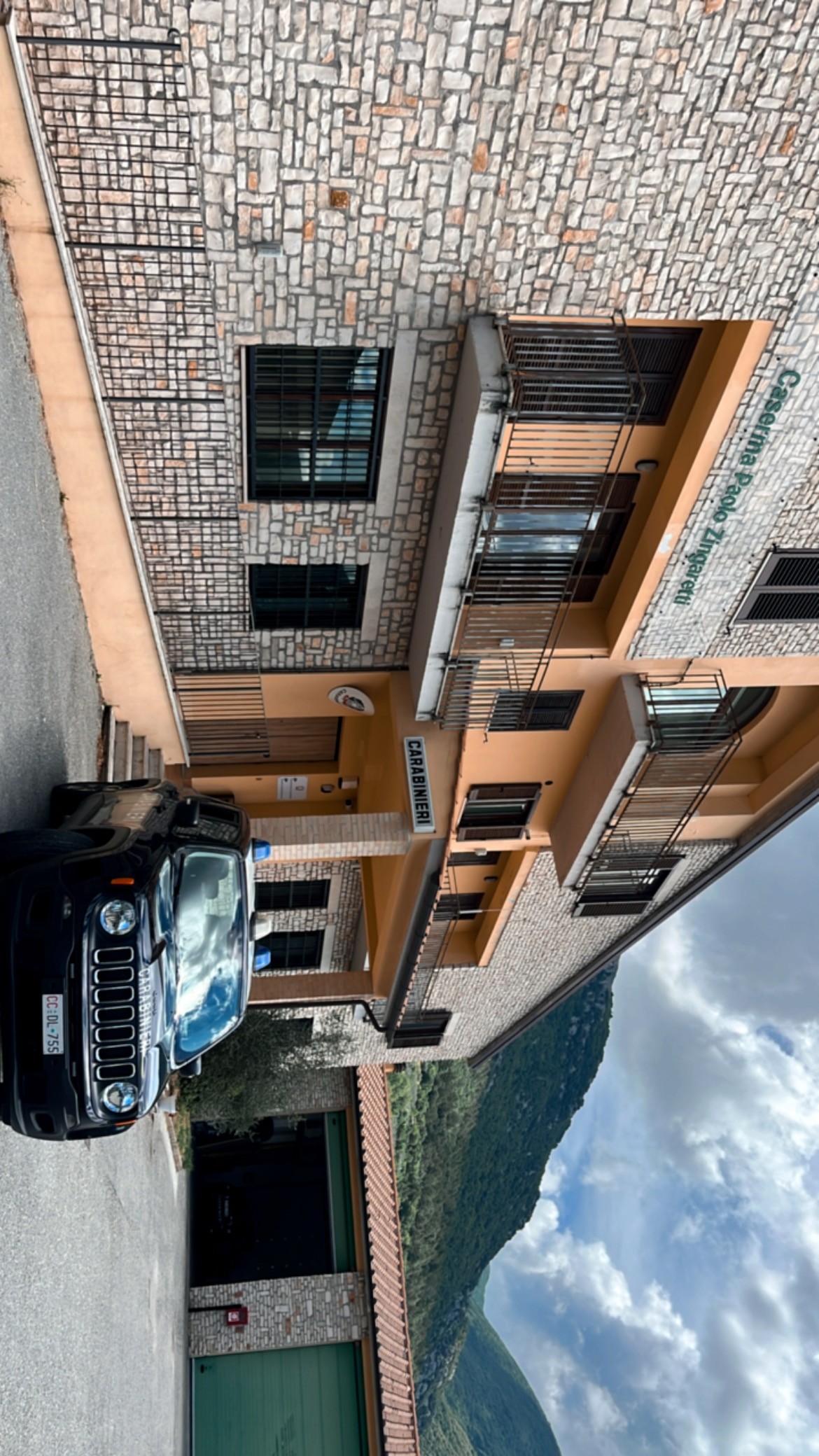 caserma 2