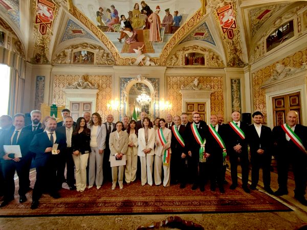 stelle al merito autorita e premiati