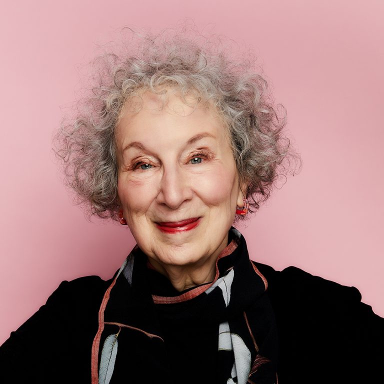 3 Margaret Atwood0