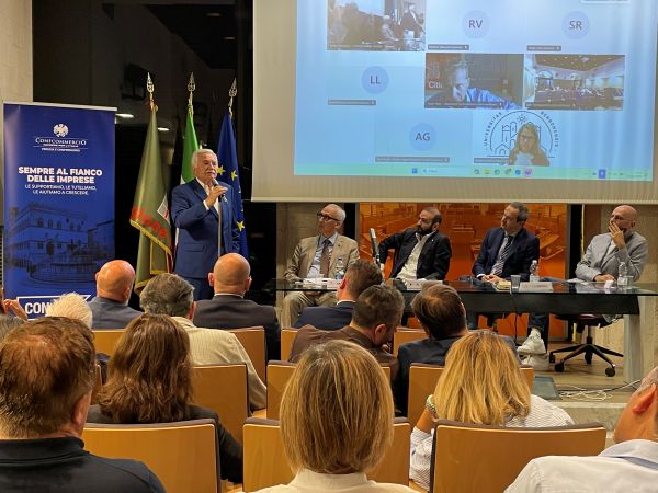 Distretti del commercio incontro Confcommercio 3