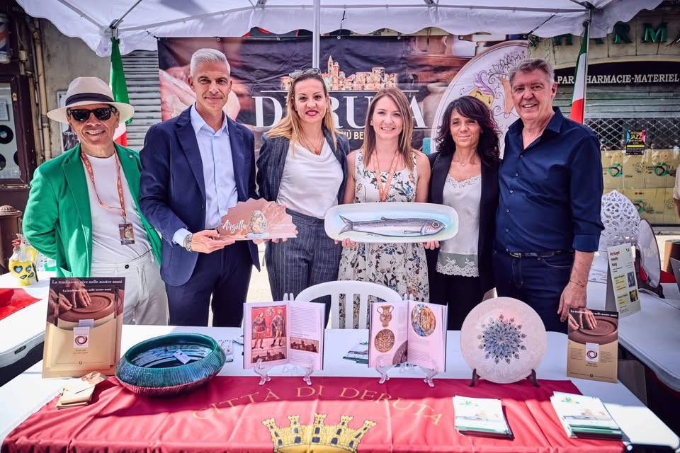 delegazione derutese con il sindaco di aubagne
