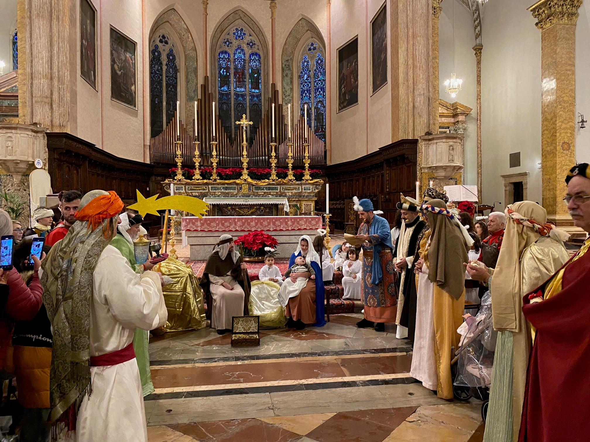 Arrivano i Magi foto Sacra rappresentazione 06 01 24 Cattedrale Perugia 