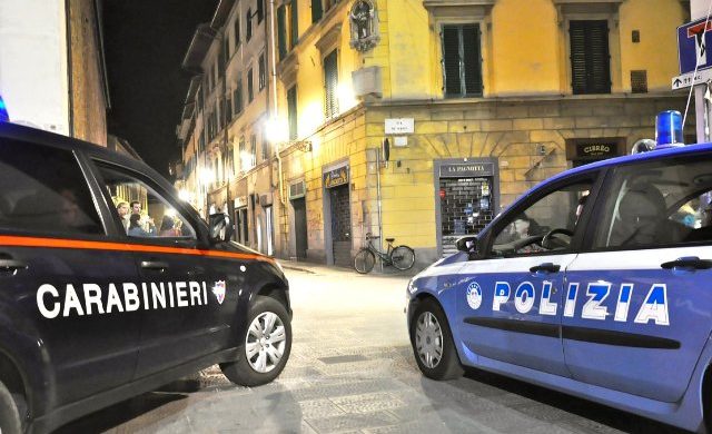 Carabinieri Polizia notte