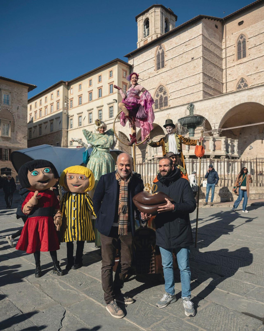 foto piazza iv novembre