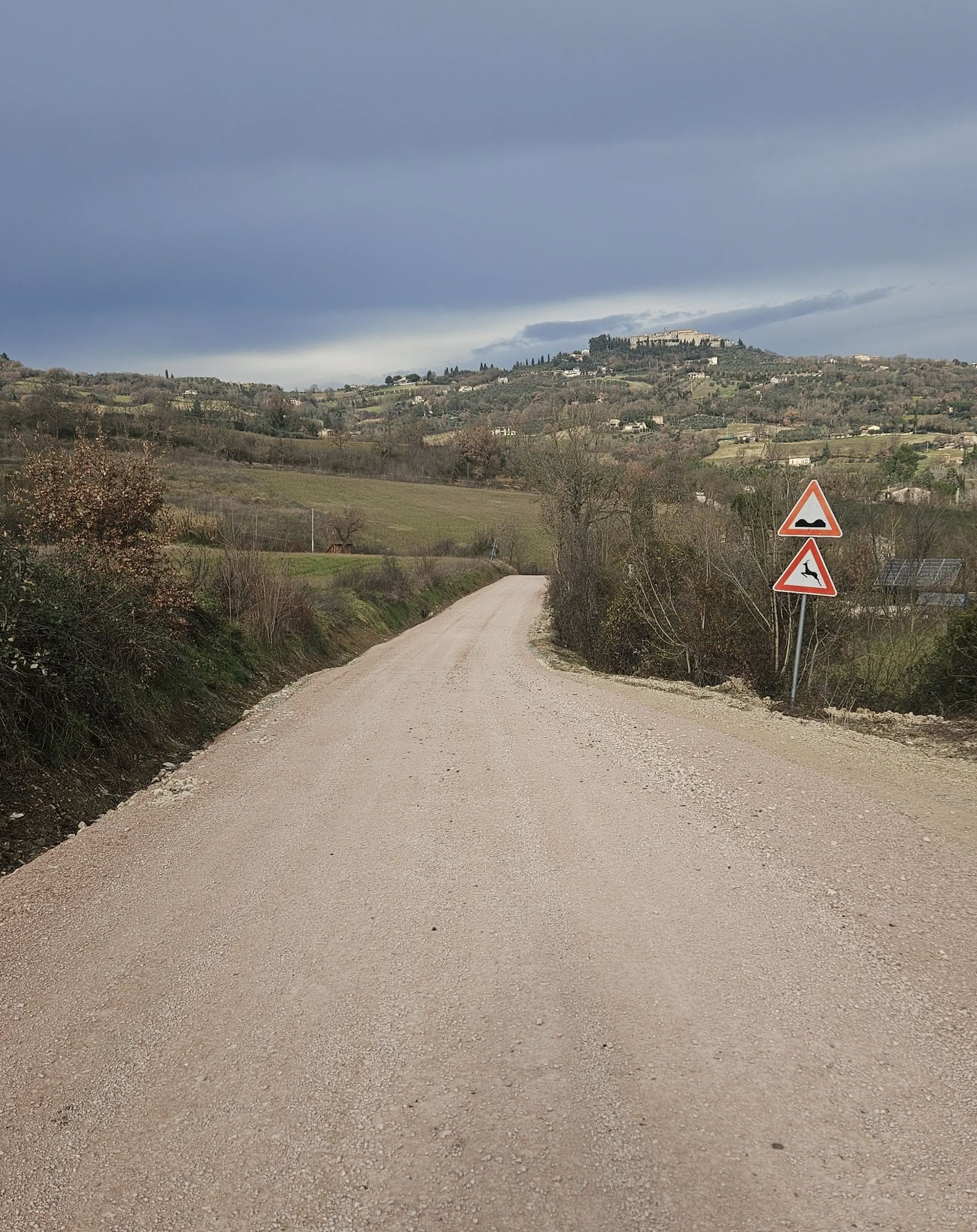 strada furioso tra todi e monte castello