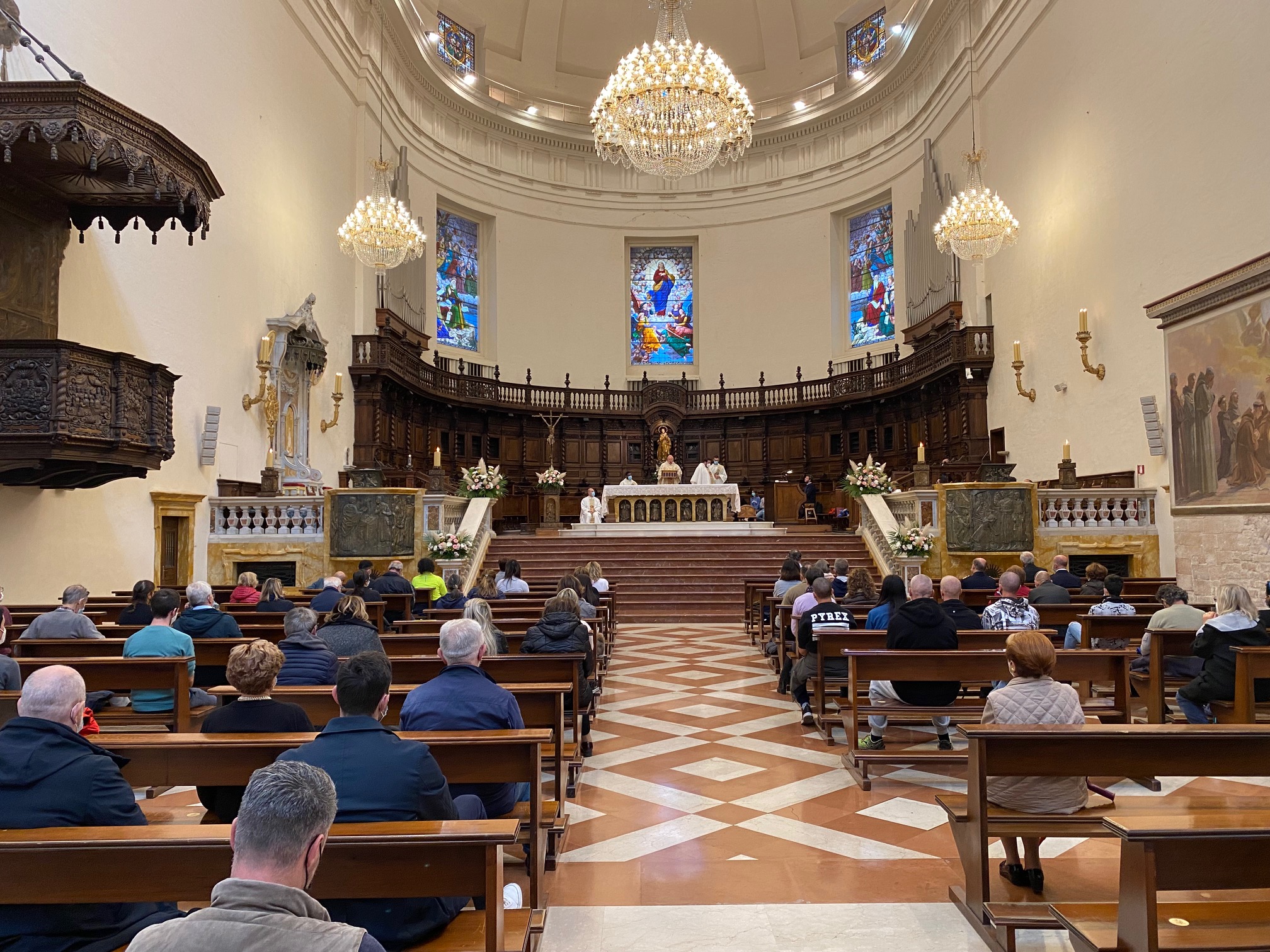 celebrazione eucaristica basilica porziuncola a conclusione pellegrinaggio
