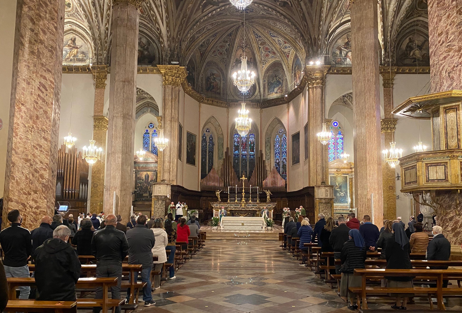 celebrazione dinizio cammino sinodale in cattedrale pg f1