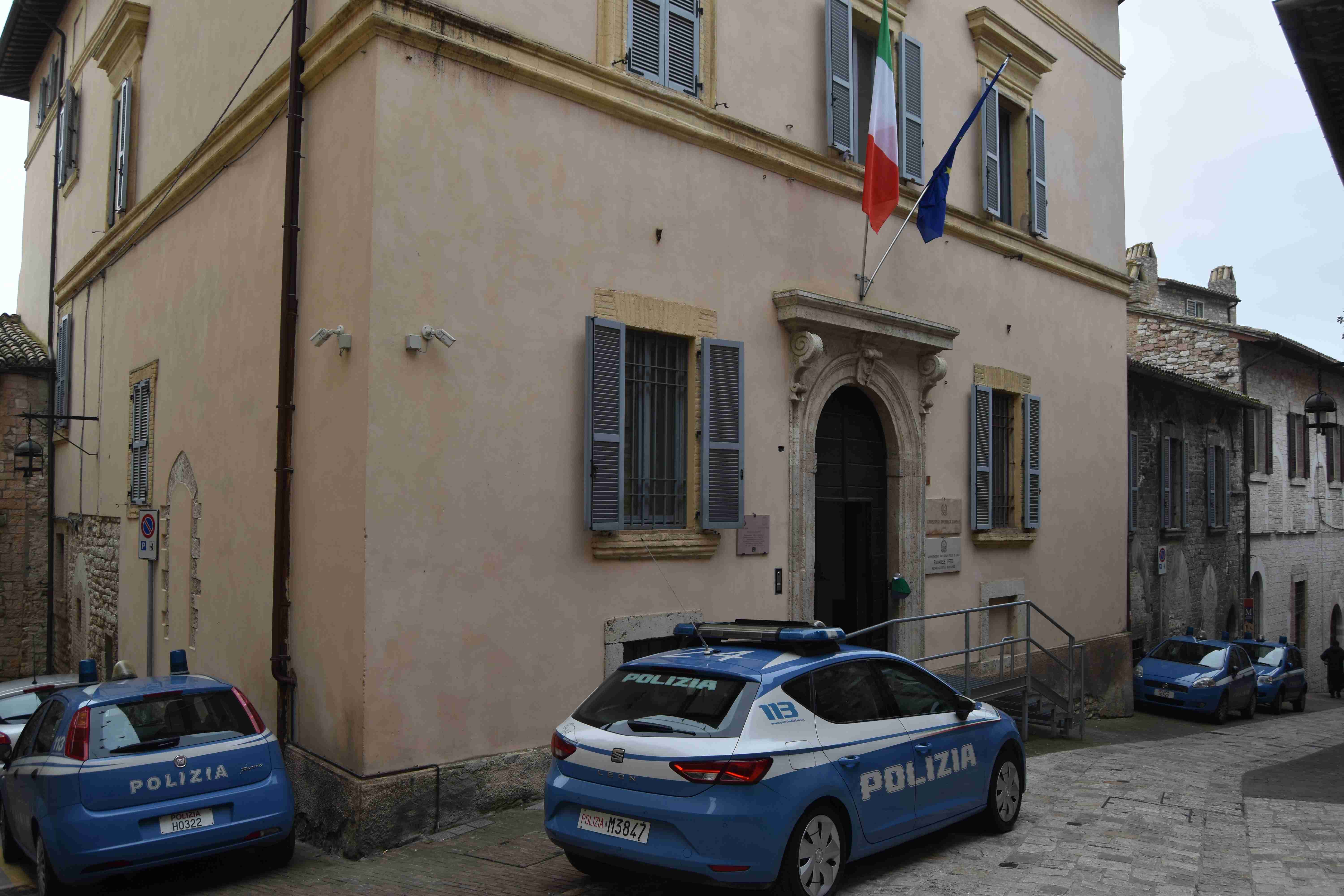 polizia0103