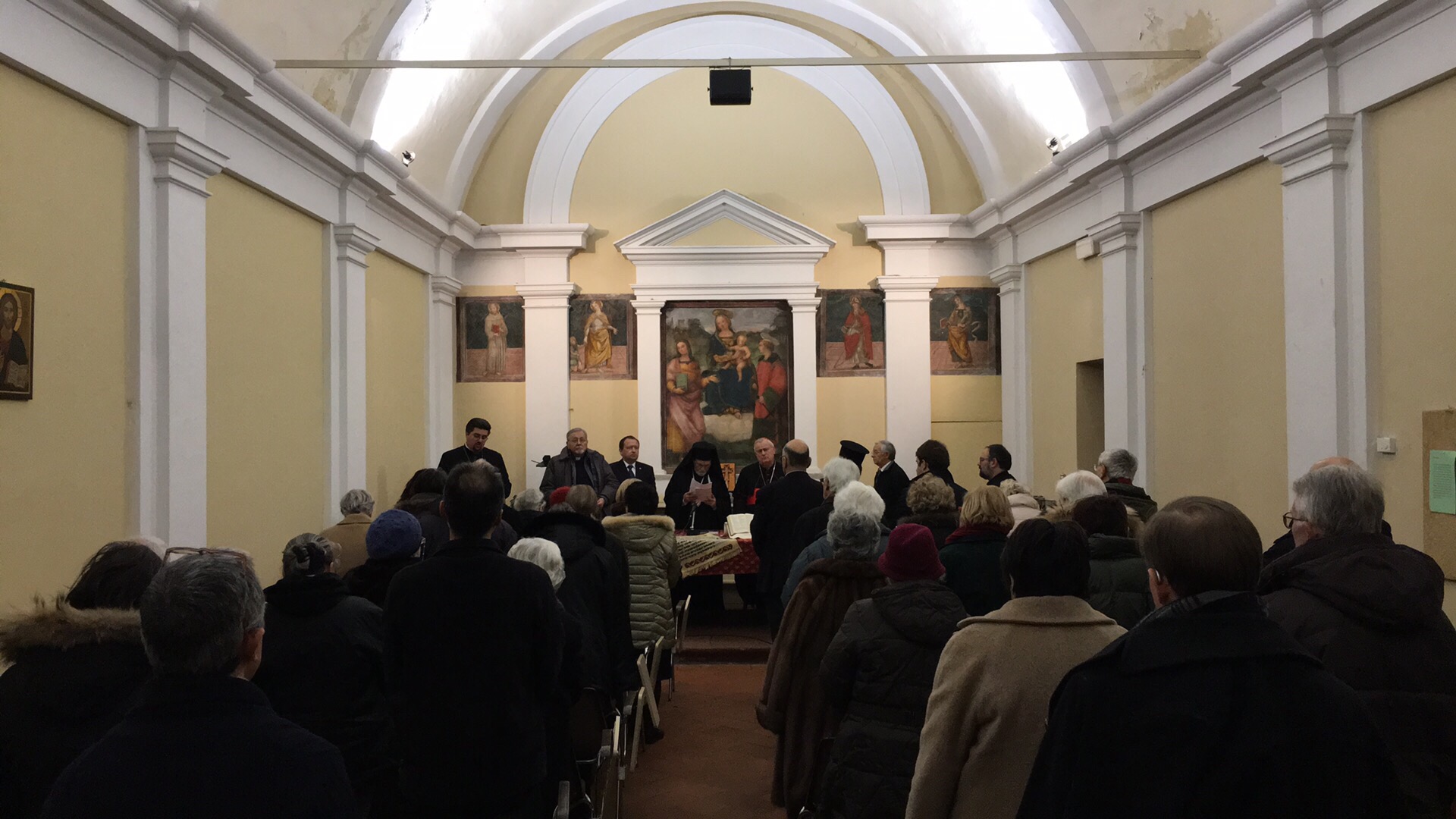 un incontro tra rappresentanti chiese cristiane al centro ecumenico san martino di perugia