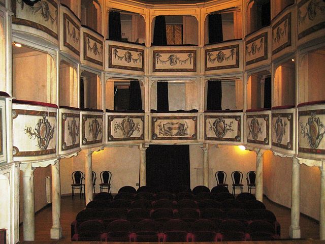 640px Teatro della Concordia Monte Castello di Vibio 1