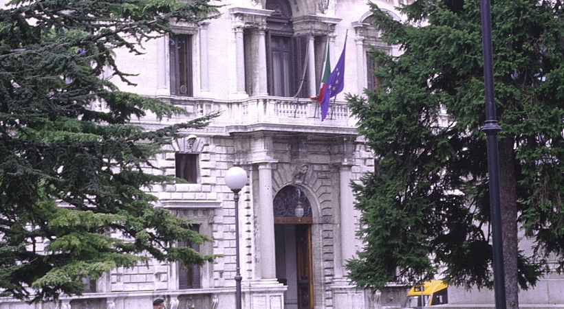 Palazzo Cesaroni02Vg