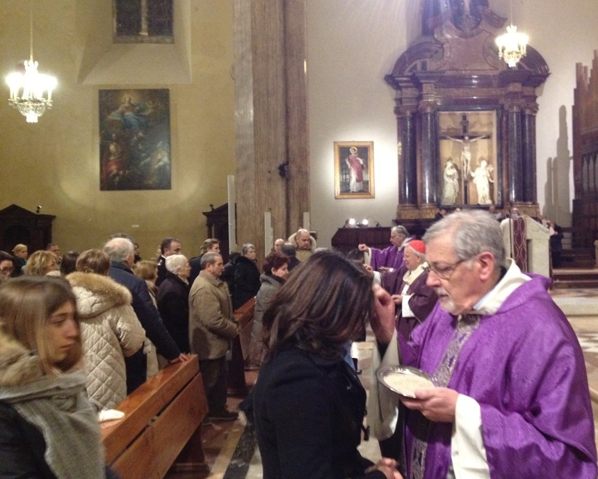 celebrazione in cattedrale - imposizione delle ceneri