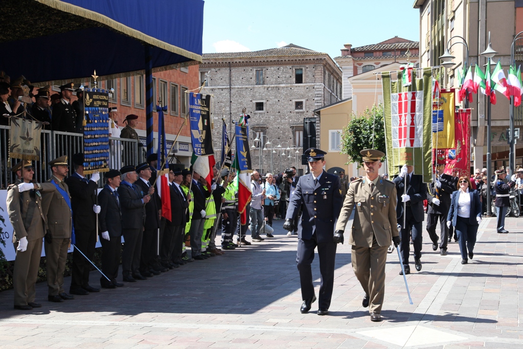 L'Arma trasporti e materiali celebra a Terni il 102 ° anniversario ...