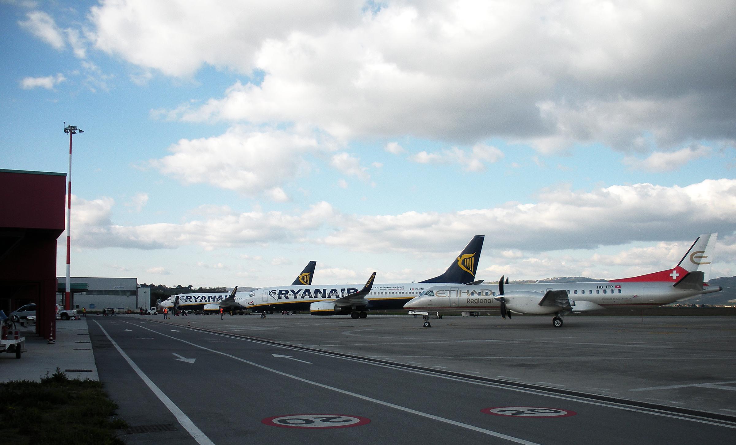 Aeroporto Umbria 7 aprile 2015